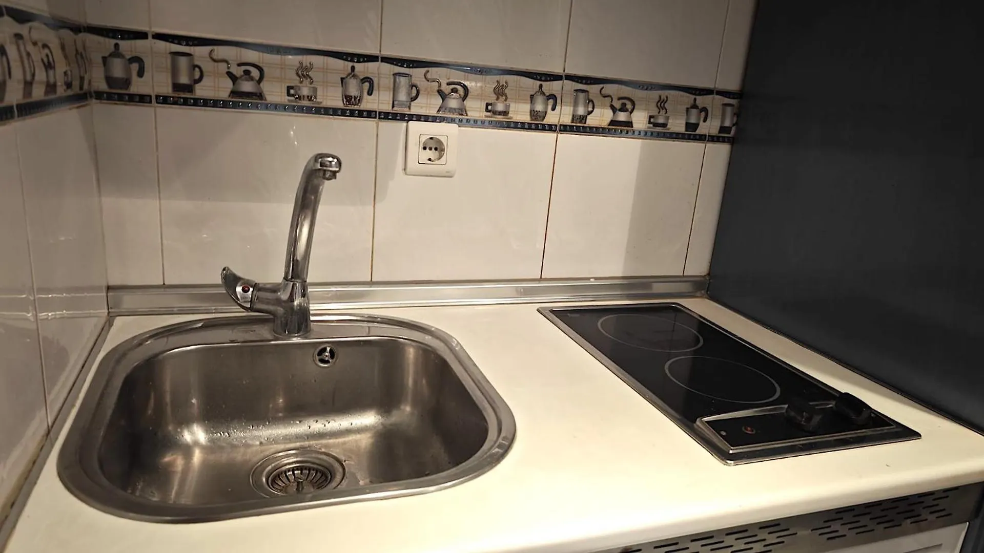 Apartamento La Colina Enjoy Torremolinos 0*,  Spain